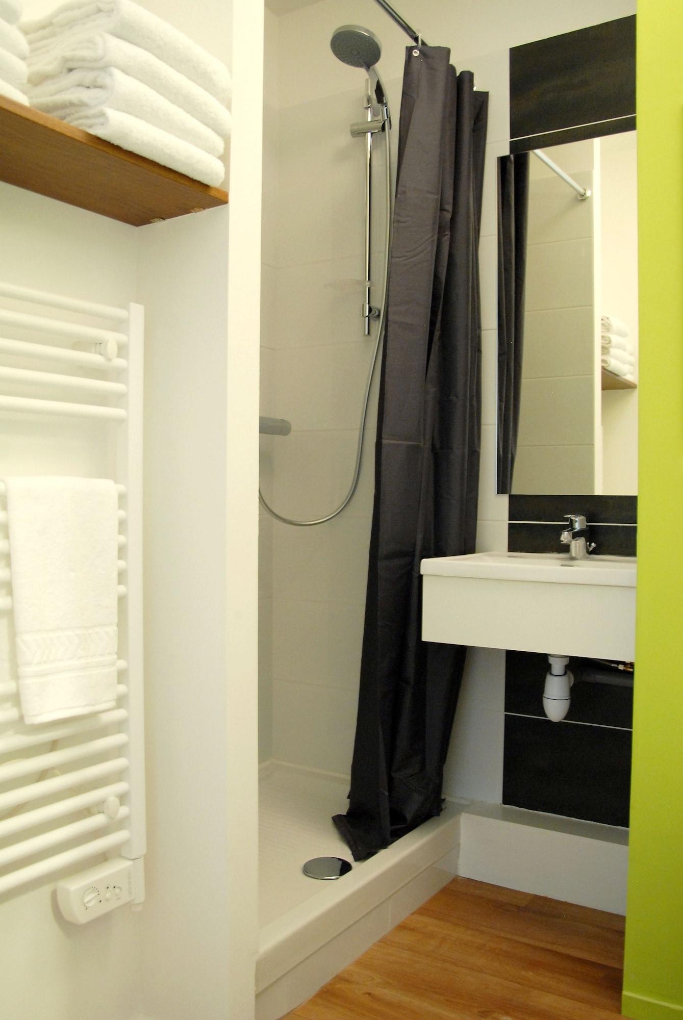 Sure Hotel By Best Western Guerande Exterior photo