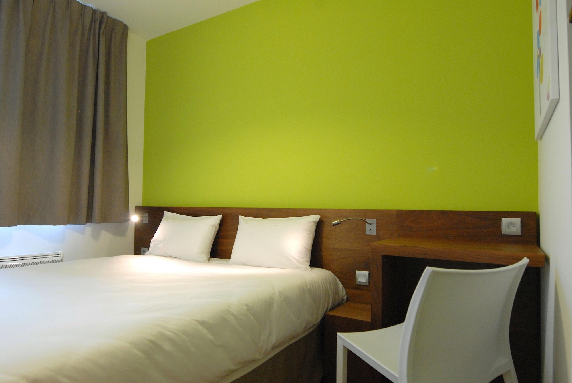 Sure Hotel By Best Western Guerande Exterior photo