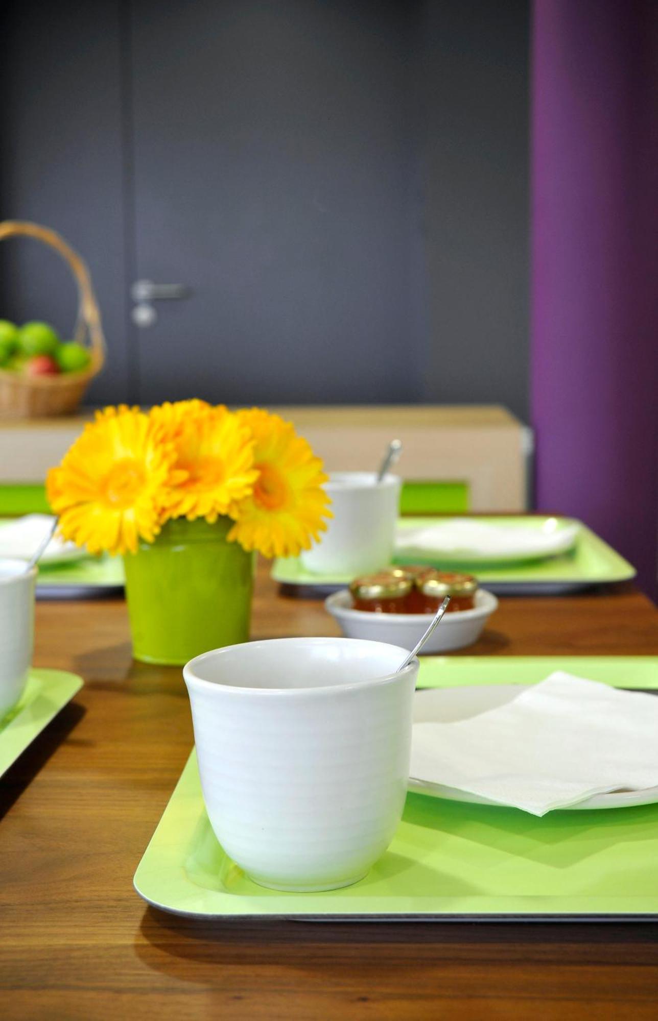 Sure Hotel By Best Western Guerande Restaurant photo