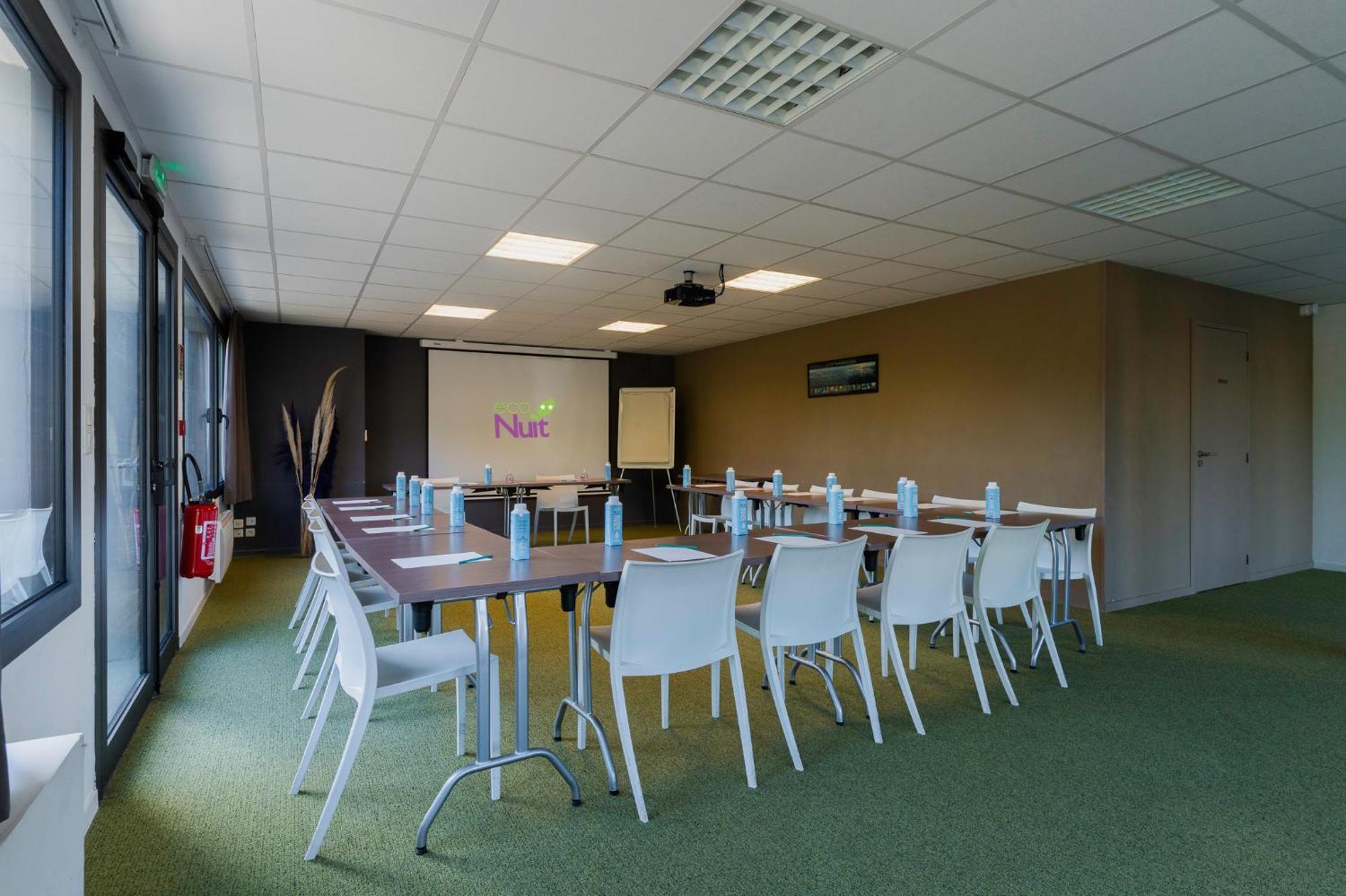 Sure Hotel By Best Western Guerande Exterior photo