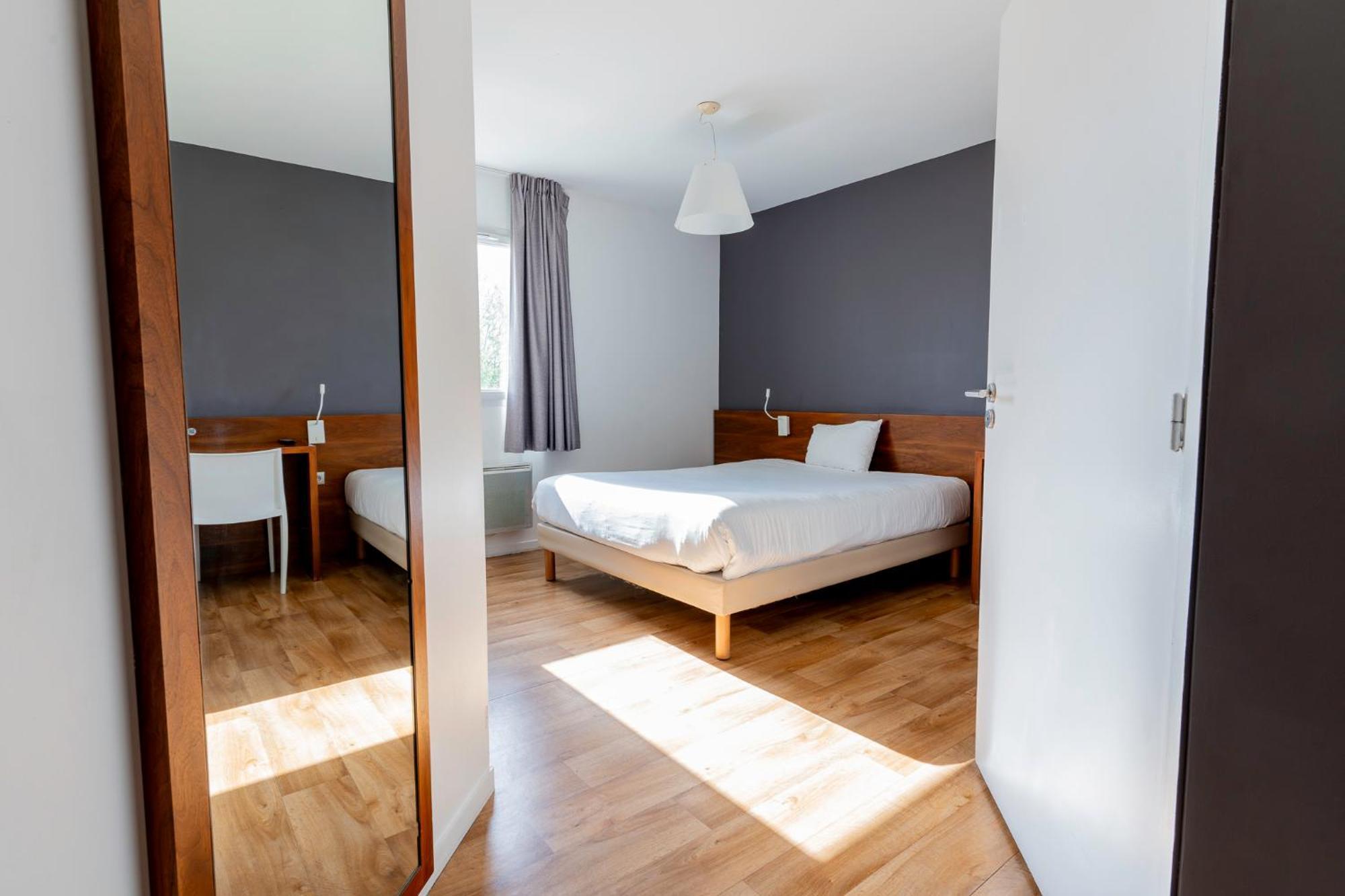 Sure Hotel By Best Western Guerande Exterior photo