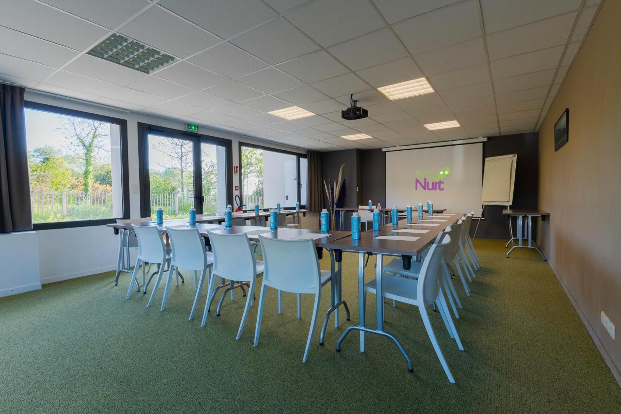 Sure Hotel By Best Western Guerande Exterior photo