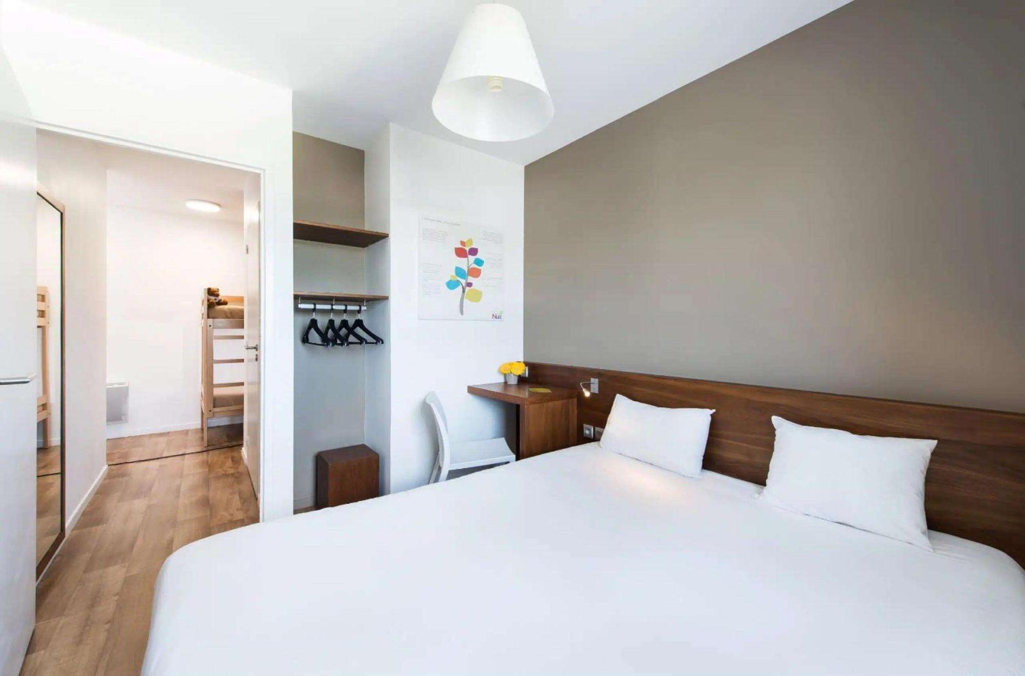 Sure Hotel By Best Western Guerande Exterior photo